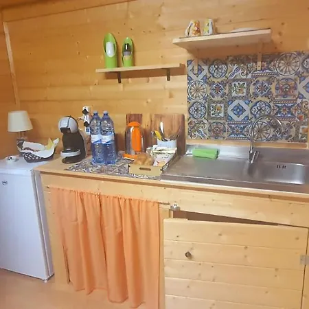 Feudo Mallav Little Wooden House *