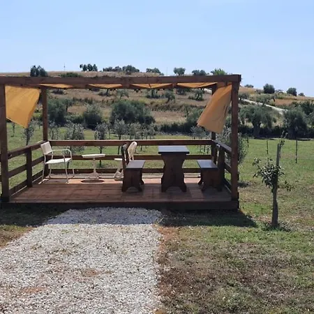 住宿加早餐酒店 Feudo Mallav Little Wooden House *