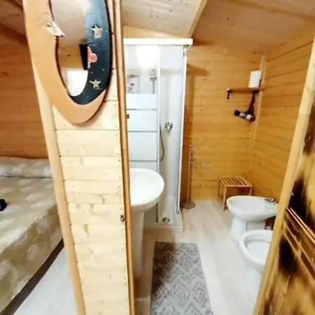 Feudo Mallav Little Wooden House *